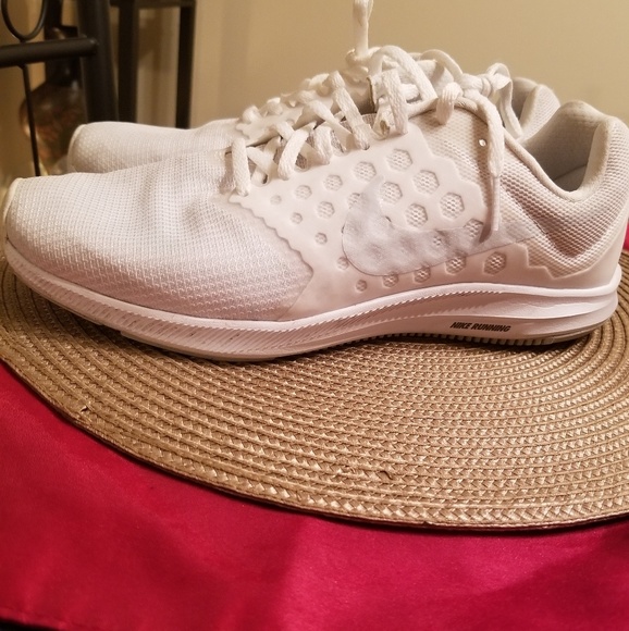 Nike Running - Picture 1 of 4